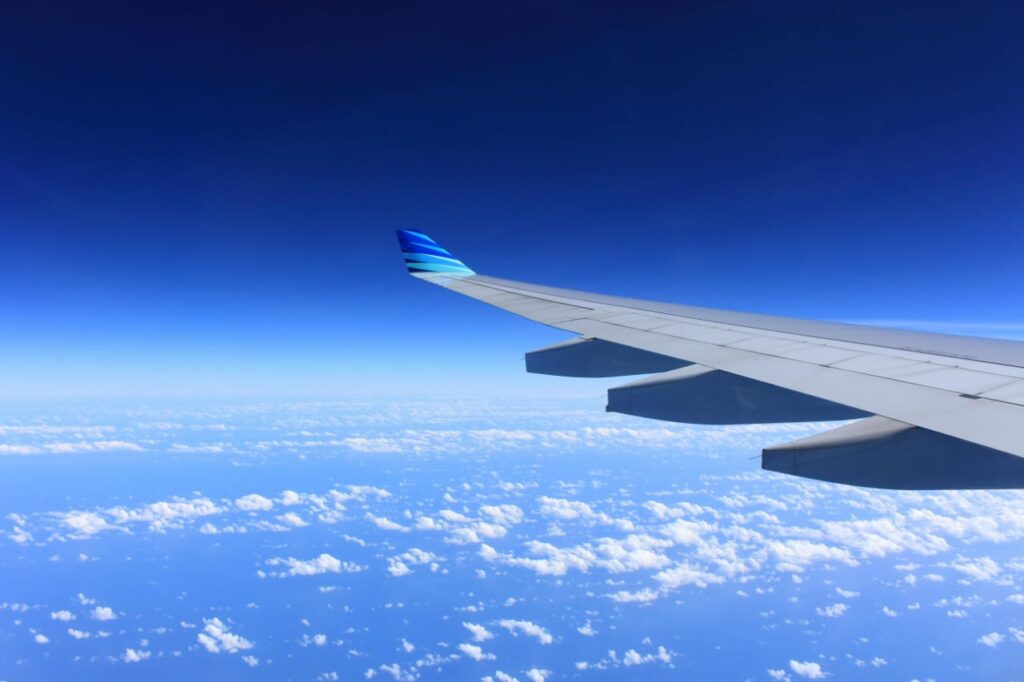 वीज़ा मुक्त, aeroplane image