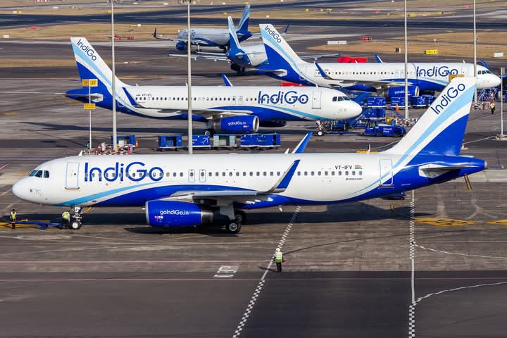 indigo flight image, Flight Baggage New Rules